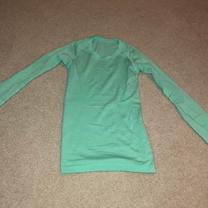 Lululemon long sleeve teal blue shirt